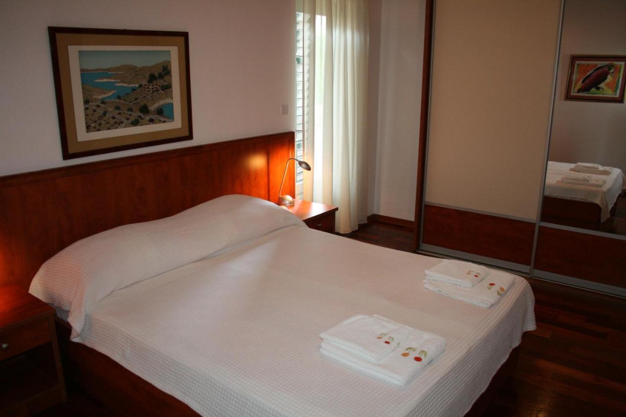 Apartments Marcela Makarska Bagian luar foto