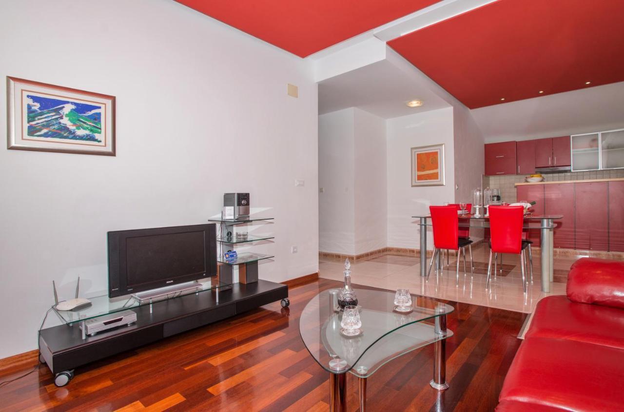 Apartments Marcela Makarska Bagian luar foto