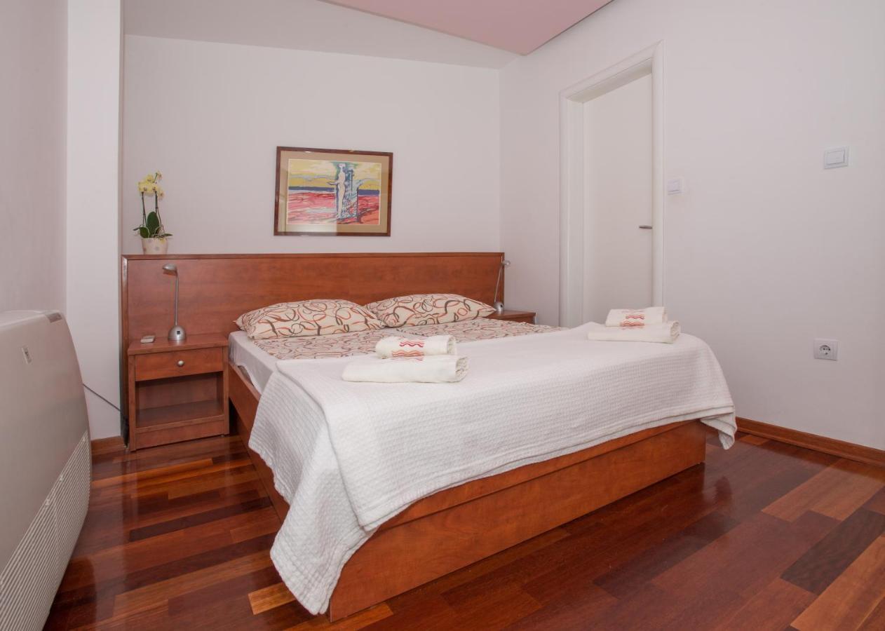 Apartments Marcela Makarska Bagian luar foto