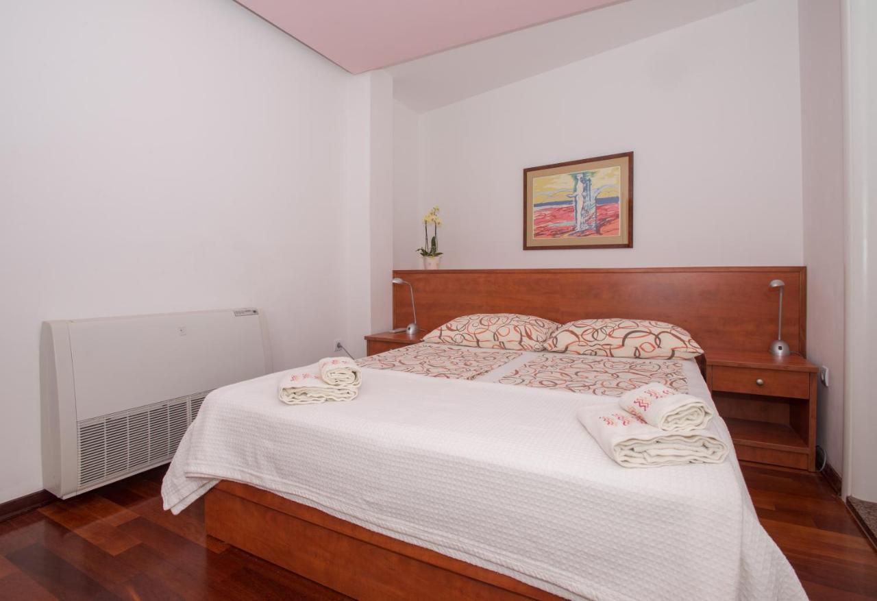 Apartments Marcela Makarska Bagian luar foto