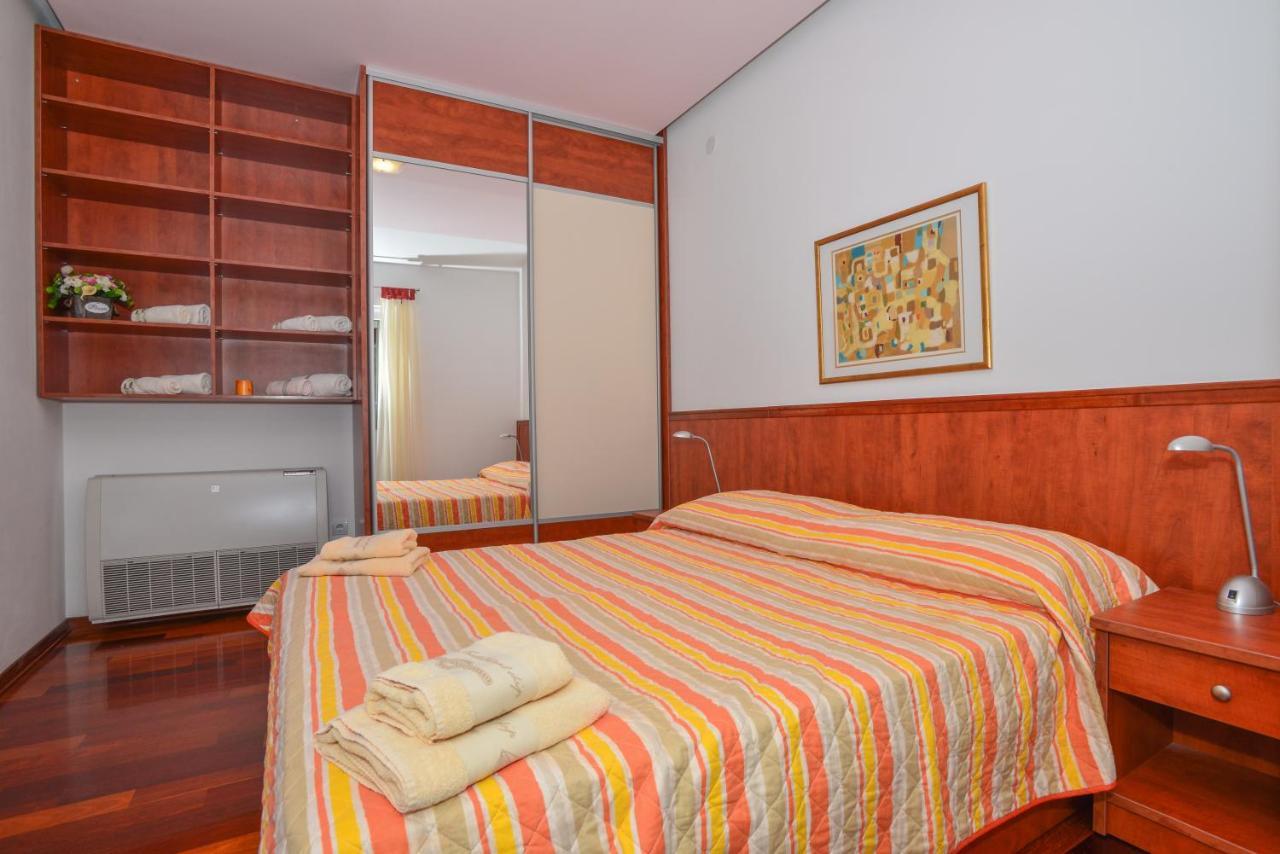 Apartments Marcela Makarska Bagian luar foto