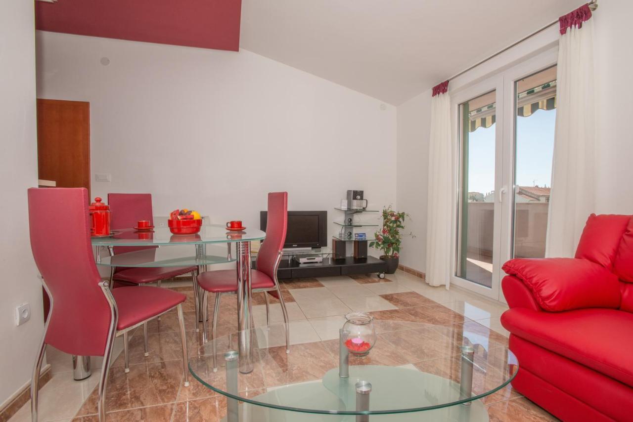 Apartments Marcela Makarska Bagian luar foto